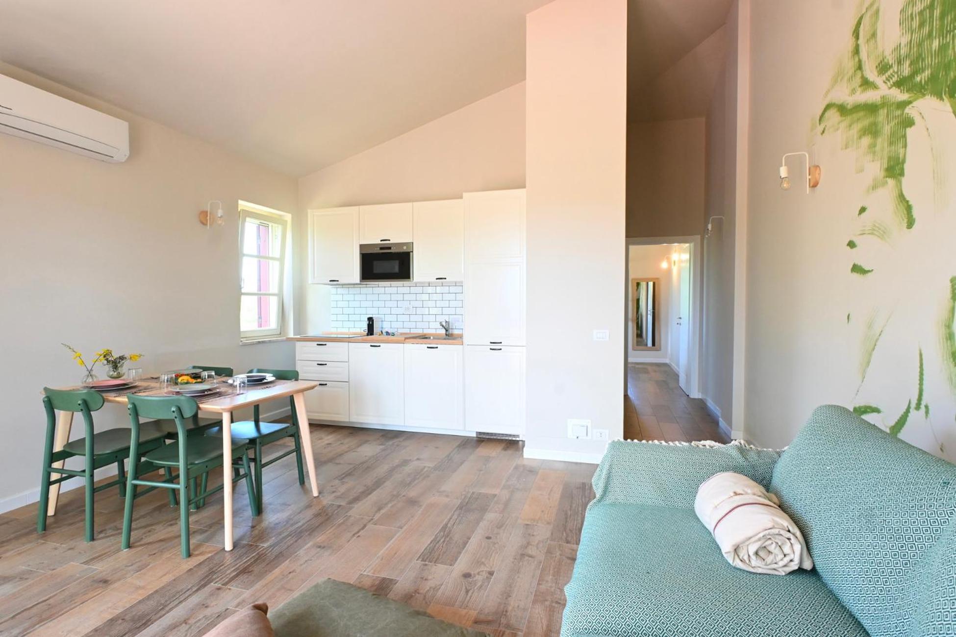 Terravita Winery & Boutique Apartments Suvereto Oda fotoğraf