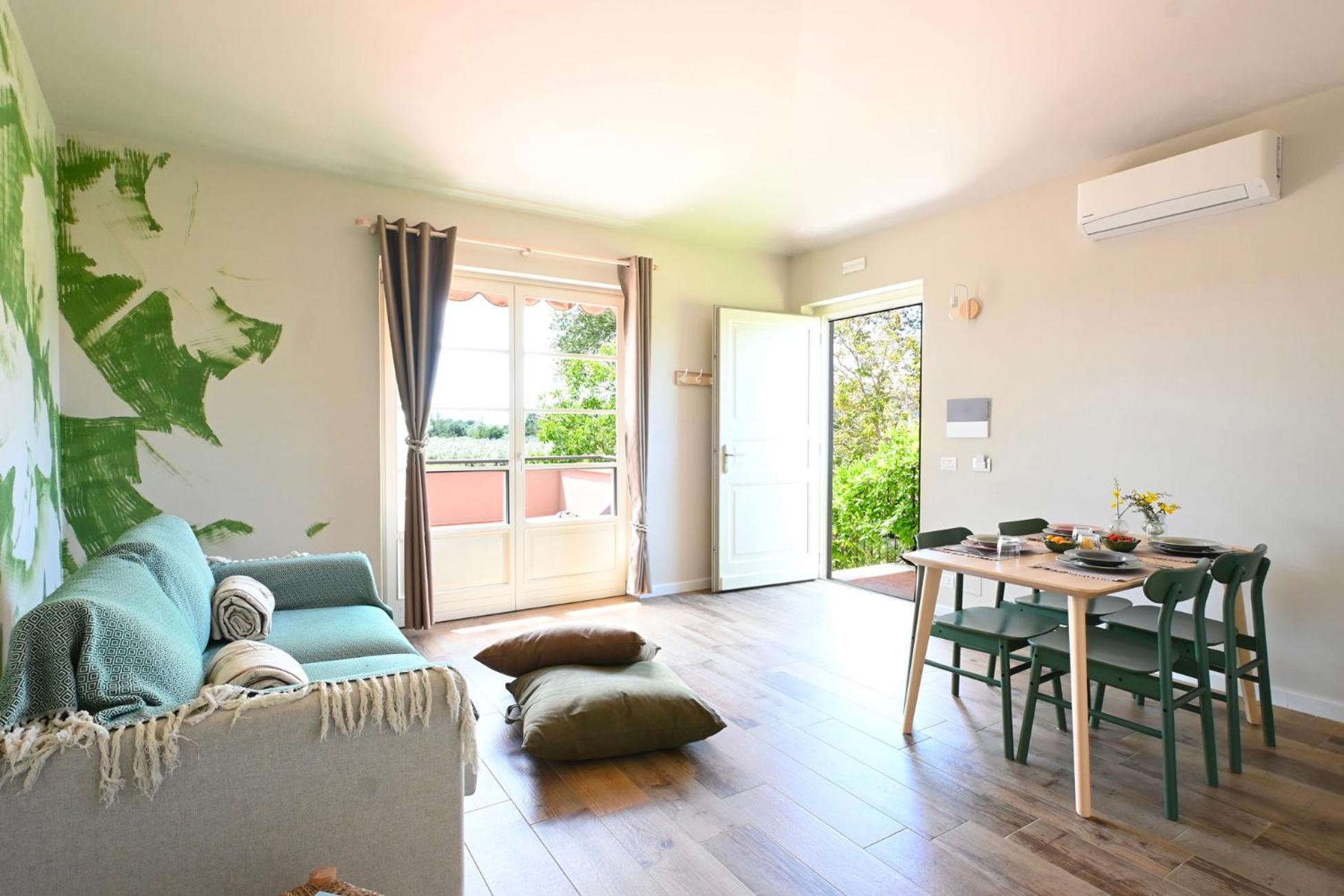 Terravita Winery & Boutique Apartments Suvereto Oda fotoğraf